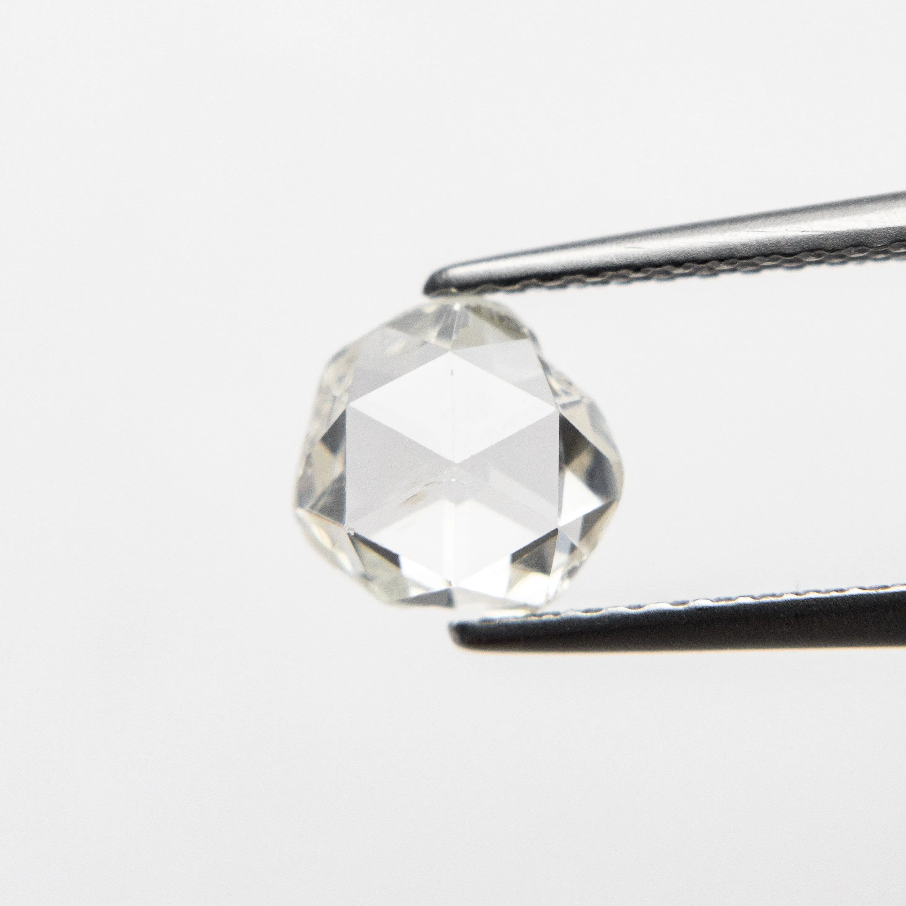 0.88 6.61x6.20x2.38mm Antique Amorphous Rosecut 19145-02
