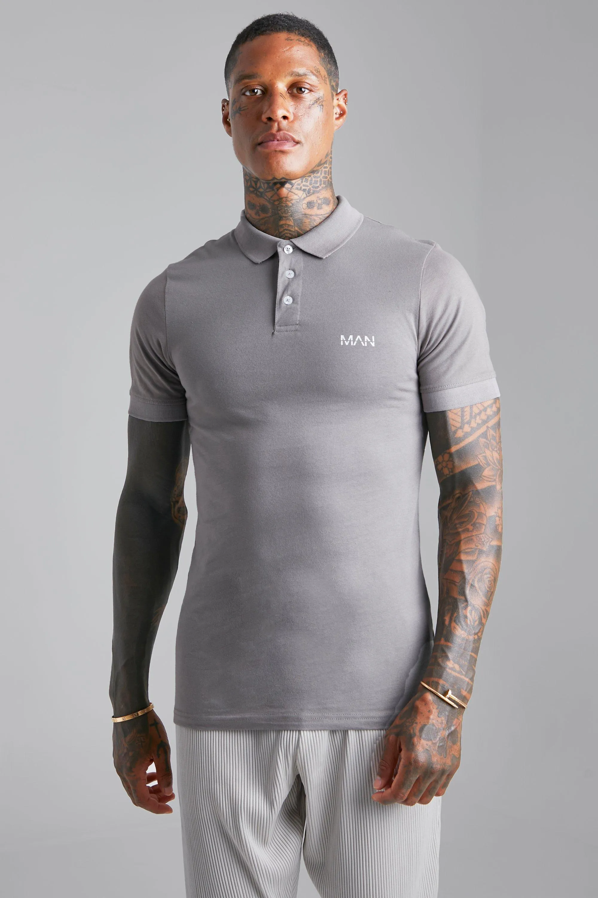 Muscle Fit Man Polo