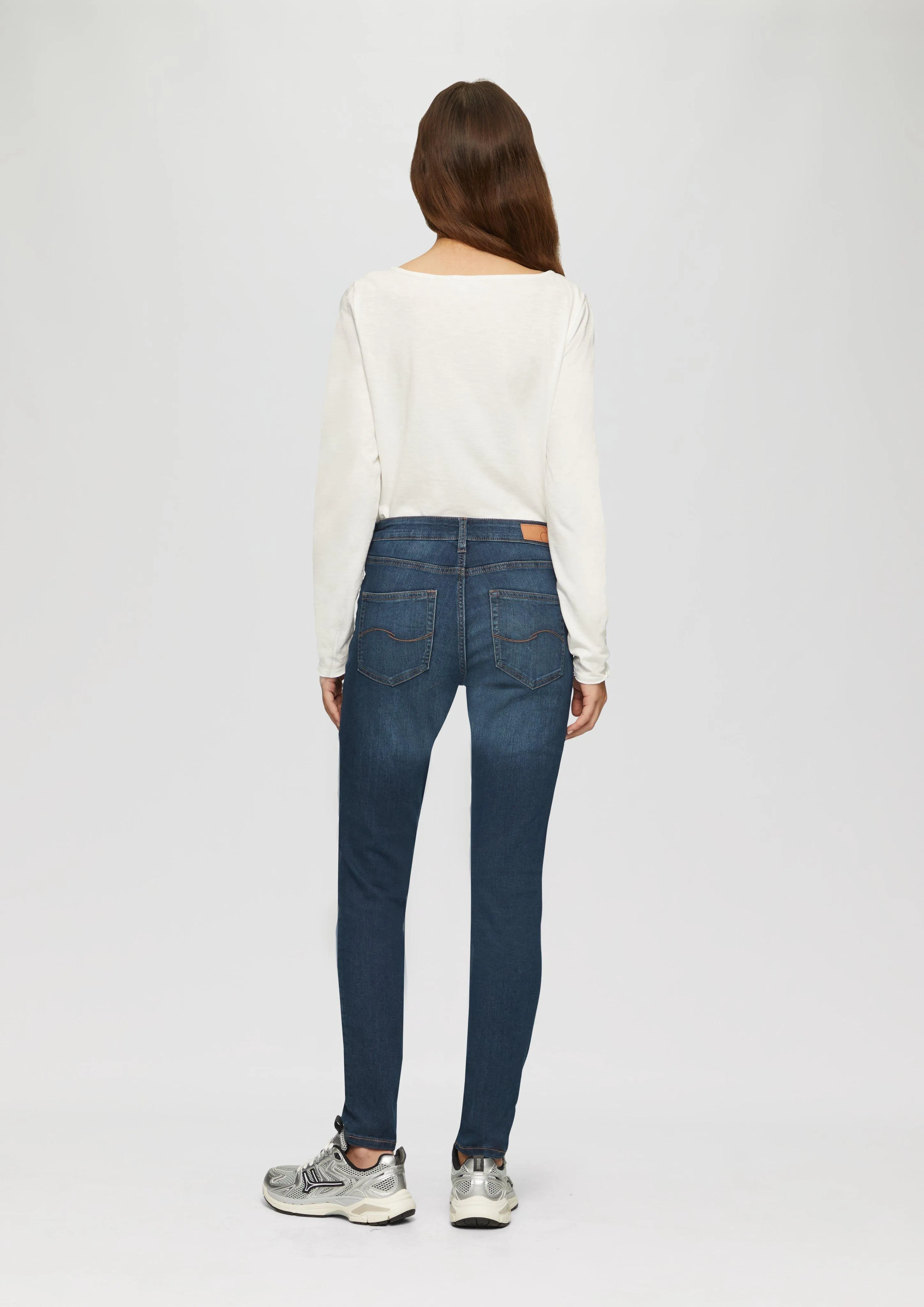 Sadie / skinny fit / mid rise / skinny leg