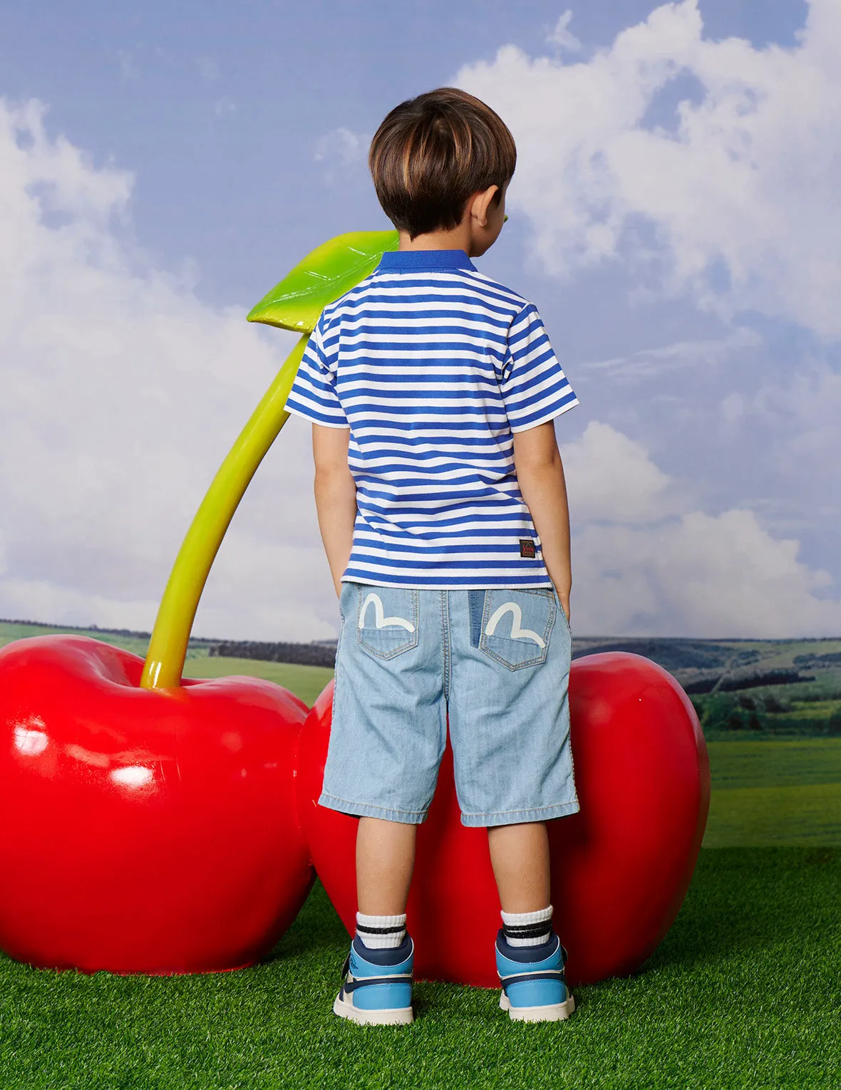 Striped Pattern and Seagull Print Regular Fit Polo Shirt