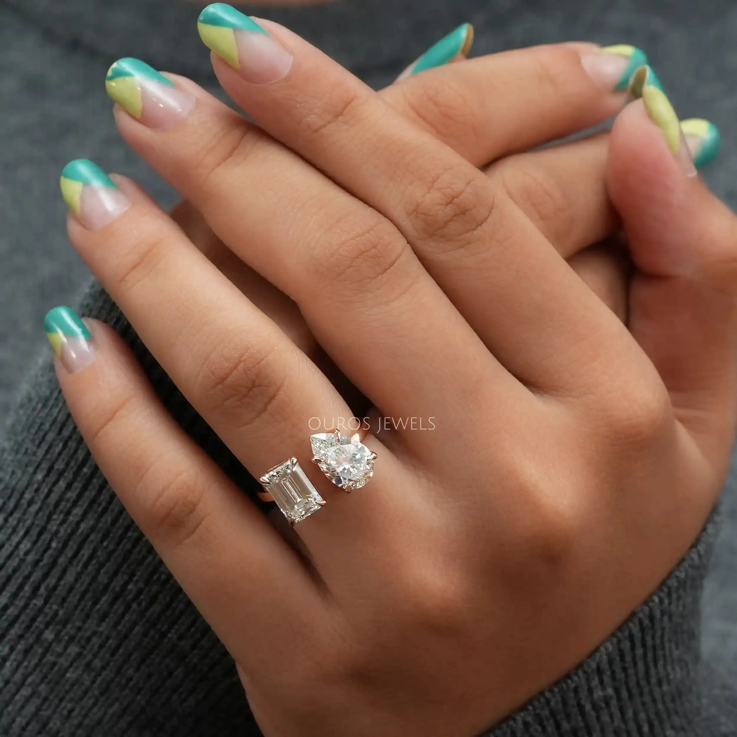 Toi Et Moi Emerald Diamond Engagement Ring