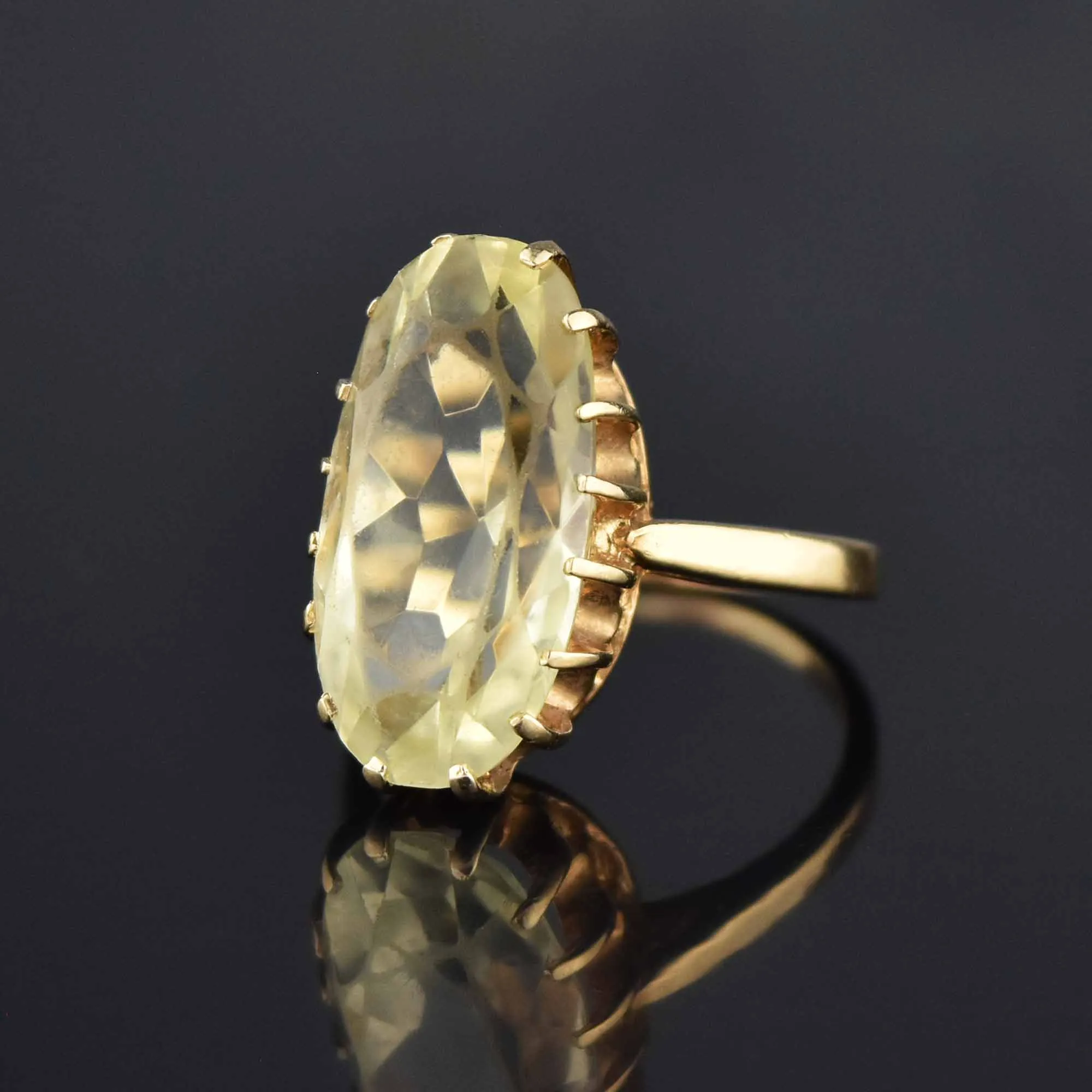 Vintage 10K Gold Citrine Cocktail Ring, 10 CTW